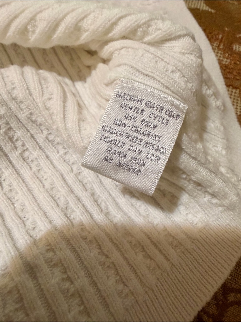 White Cable Knit Sleeveless Turtleneck Top, Women’s Size L - Picture 13 of 14